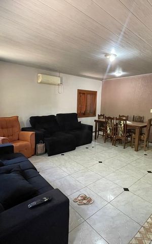 Casa à venda com 135m², 3 quartos e 1 vaga