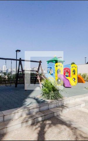 Apartamento à venda com 120m², 3 quartos e 2 vagas Apartamento à venda com 120m², 3 quartos e 2 vagasÁrea comum - Playground