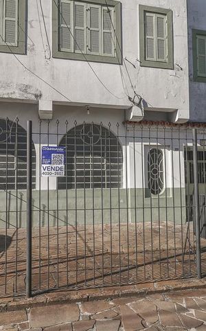 Apartamento à venda com 72m², 2 quartos e 1 vagaFachada