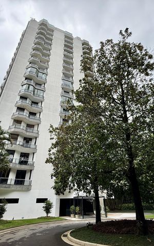 Apartamento à venda com 541m², 4 quartos e 4 vagas Apartamento à venda com 541m², 4 quartos e 4 vagasFachada Bloco
