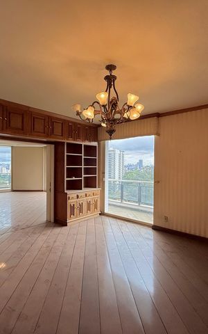 Apartamento à venda com 541m², 4 quartos e 4 vagas Apartamento à venda com 541m², 4 quartos e 4 vagasSala