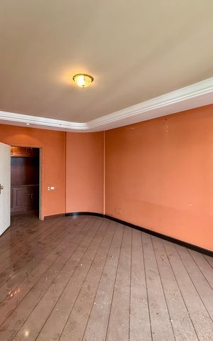 Apartamento à venda com 541m², 4 quartos e 4 vagas Apartamento à venda com 541m², 4 quartos e 4 vagasSala
