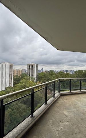 Apartamento à venda com 541m², 4 quartos e 4 vagas Apartamento à venda com 541m², 4 quartos e 4 vagasSacada