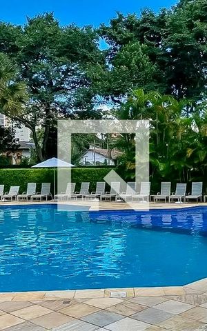 Apartamento à venda com 541m², 4 quartos e 4 vagas Apartamento à venda com 541m², 4 quartos e 4 vagasPiscina