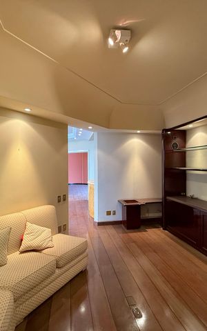 Apartamento à venda com 541m², 4 quartos e 4 vagas Apartamento à venda com 541m², 4 quartos e 4 vagasSala