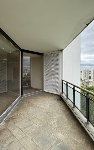Apartamento à venda com 541m², 4 quartos e 4 vagas Apartamento à venda com 541m², 4 quartos e 4 vagasSacada