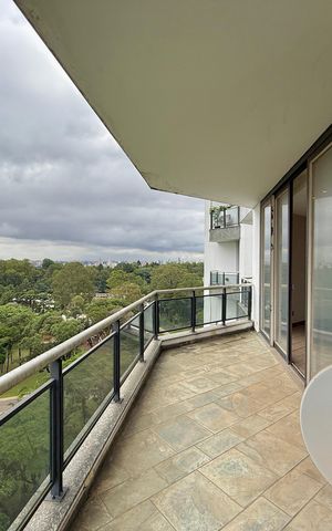 Apartamento à venda com 541m², 4 quartos e 4 vagas Apartamento à venda com 541m², 4 quartos e 4 vagasSacada