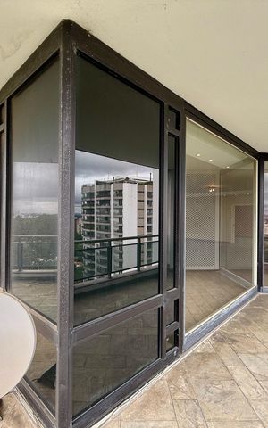 Apartamento à venda com 541m², 4 quartos e 4 vagas Apartamento à venda com 541m², 4 quartos e 4 vagasSacada