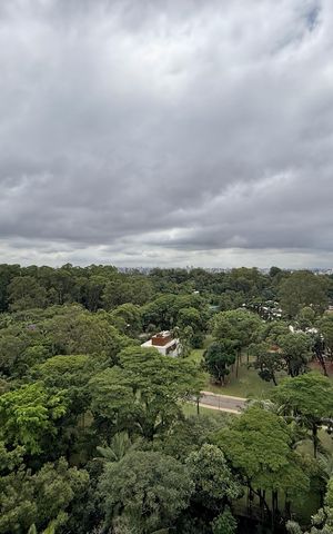 Apartamento à venda com 541m², 4 quartos e 4 vagas Apartamento à venda com 541m², 4 quartos e 4 vagasVista