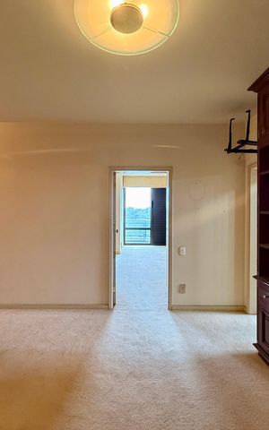 Apartamento à venda com 541m², 4 quartos e 4 vagas Apartamento à venda com 541m², 4 quartos e 4 vagasSala Íntima