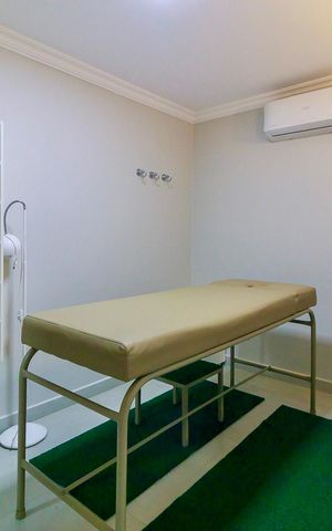 Apartamento à venda com 541m², 4 quartos e 4 vagas Apartamento à venda com 541m², 4 quartos e 4 vagasMassagem