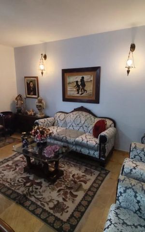 Casa para alugar com 277m², 4 quartos e 3 vagas Casa para alugar com 277m², 4 quartos e 3 vagasSala