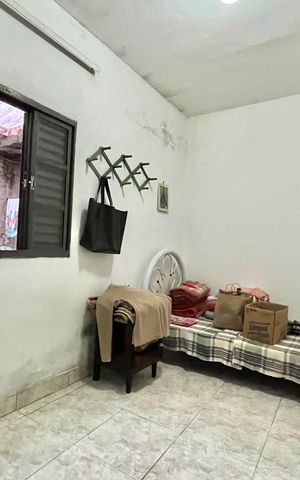 Casa à venda com 164m², 5 quartos e 1 vaga