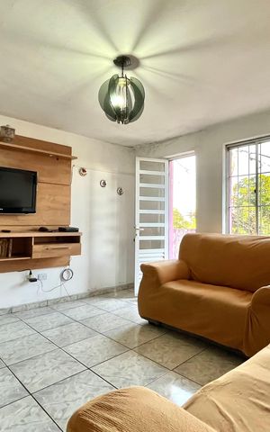 Casa à venda com 164m², 5 quartos e 1 vaga