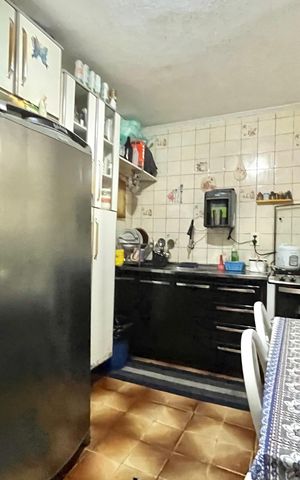 Casa à venda com 164m², 5 quartos e 1 vaga