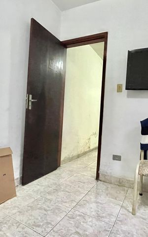 Casa à venda com 164m², 5 quartos e 1 vaga