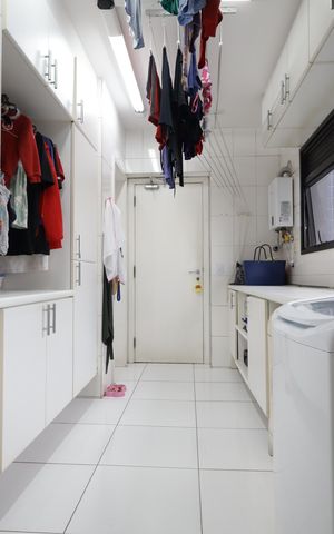 Apartamento para alugar com 168m², 3 quartos e 3 vagasÁrea de Serviço