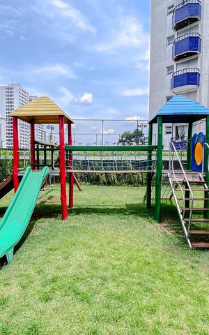 Apartamento para alugar com 105m², 3 quartos e 3 vagasÁrea comum - Playground