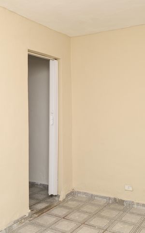 Casa à venda com 90m², 1 quarto e 1 vagaSala