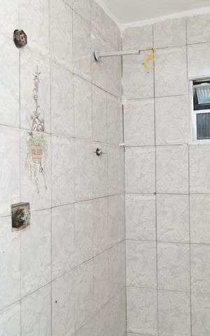 Casa à venda com 90m², 1 quarto e 1 vagaBanheiro