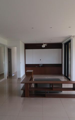 Apartamento para alugar com 135m², 3 quartos e sem vagaSala