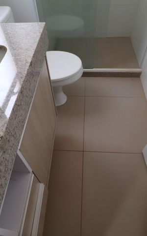 Apartamento para alugar com 135m², 3 quartos e sem vagaBanheiro suite 1
