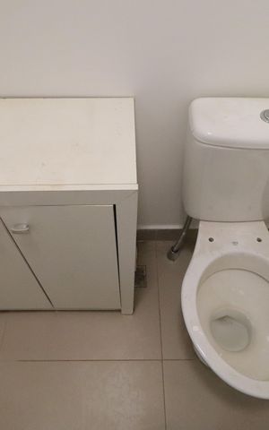 Apartamento para alugar com 135m², 3 quartos e sem vagaBanheiro de serviço 