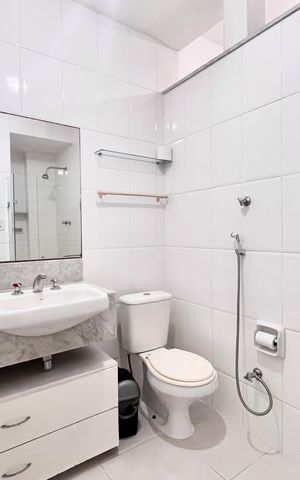 Apartamento à venda com 85m², 2 quartos e sem vaga Apartamento à venda com 85m², 2 quartos e sem vagaBanheiro