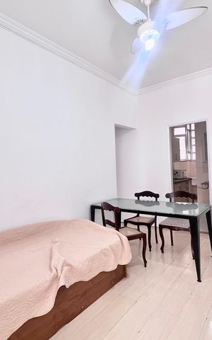 Apartamento à venda com 85m², 2 quartos e sem vaga Apartamento à venda com 85m², 2 quartos e sem vagaSala