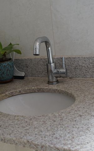 Apartamento à venda com 68m², 2 quartos e 1 vagaBanheiro 2