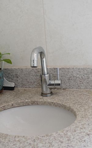 Apartamento à venda com 68m², 2 quartos e 1 vagaBanheiro 2