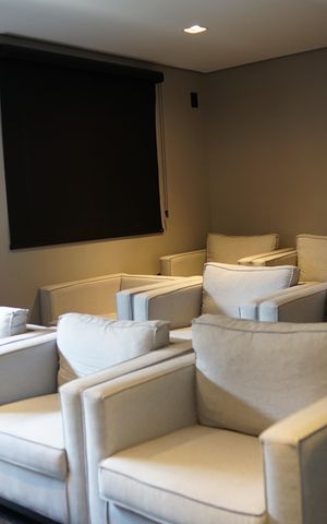 Apartamento à venda com 68m², 2 quartos e 1 vagaCinema