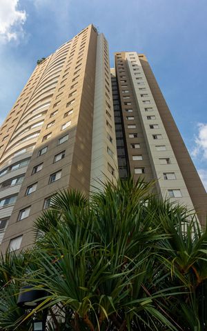Apartamento à venda com 104m², 3 quartos e 2 vagas Apartamento à venda com 104m², 3 quartos e 2 vagasFachada do Prédio