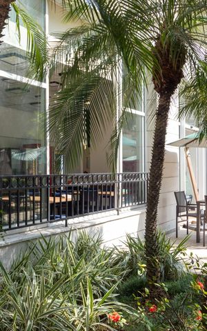 Apartamento à venda com 104m², 3 quartos e 2 vagas Apartamento à venda com 104m², 3 quartos e 2 vagasBar da Piscina