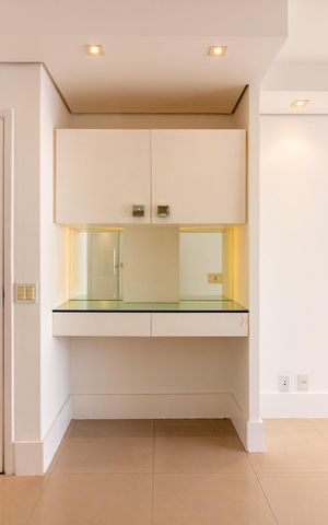 Apartamento à venda com 104m², 3 quartos e 2 vagas Apartamento à venda com 104m², 3 quartos e 2 vagasSala