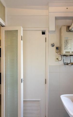 Apartamento à venda com 104m², 3 quartos e 2 vagas Apartamento à venda com 104m², 3 quartos e 2 vagasÁrea de Serviço