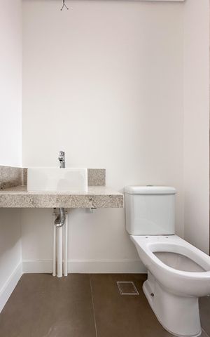 Apartamento à venda com 113m², 3 quartos e 2 vagas Apartamento à venda com 113m², 3 quartos e 2 vagasBanheiro da Suíte 1