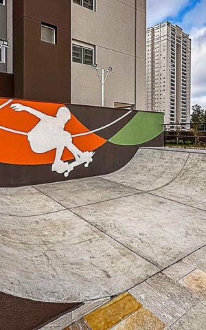 Apartamento à venda com 113m², 3 quartos e 2 vagas Apartamento à venda com 113m², 3 quartos e 2 vagasÁrea comum - Skate