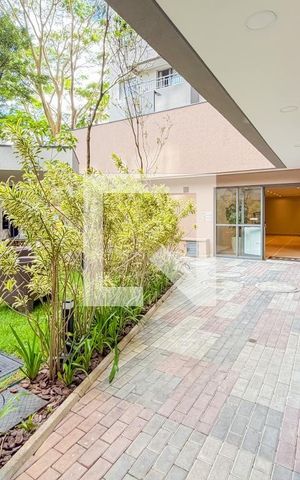 Apartamento à venda com 28m², 1 quarto e sem vaga Apartamento à venda com 28m², 1 quarto e sem vagaEntrada