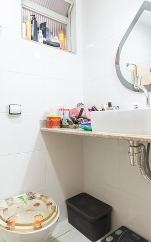 Apartamento à venda com 123m², 3 quartos e 2 vagasBanheiro