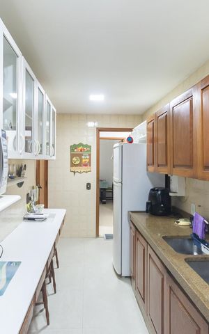 Apartamento à venda com 123m², 3 quartos e 2 vagasCozinha