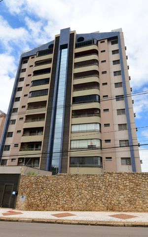 Apartamento à venda com 117m², 3 quartos e 2 vagasFachada do Prédio