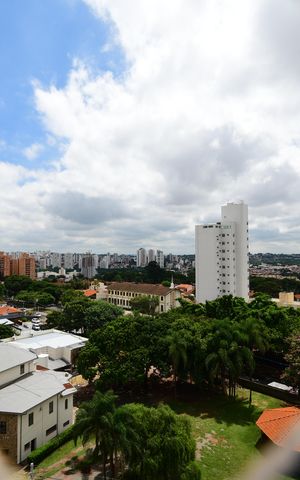 Apartamento à venda com 117m², 3 quartos e 2 vagasQuarto 1 - Vista