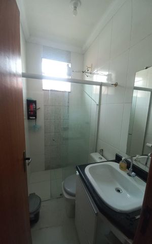 Casa à venda com 82m², 2 quartos e 1 vagaBanheiro Social