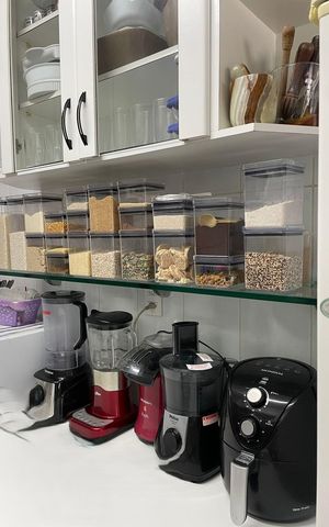 Apartamento à venda com 139m², 4 quartos e 3 vagas Apartamento à venda com 139m², 4 quartos e 3 vagasCozinha