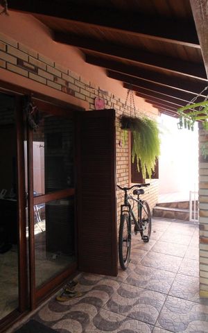 Casa à venda com 132m², 2 quartos e 2 vagasQuintal