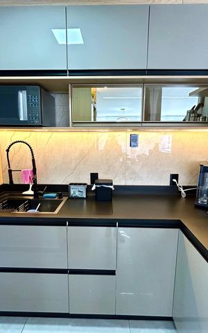 Apartamento à venda com 81m², 2 quartos e 2 vagas Apartamento à venda com 81m², 2 quartos e 2 vagasCozinha - Armários