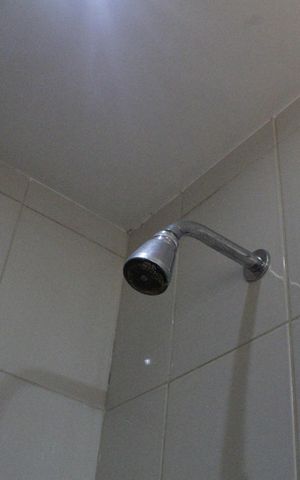 Casa de condomínio à venda com 96m², 3 quartos e 2 vagasBanheiro da Suíte