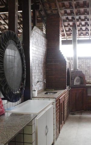 Casa de condomínio à venda com 96m², 3 quartos e 2 vagasChurrasqueira
