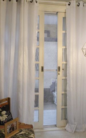 Casa de condomínio à venda com 96m², 3 quartos e 2 vagasSala